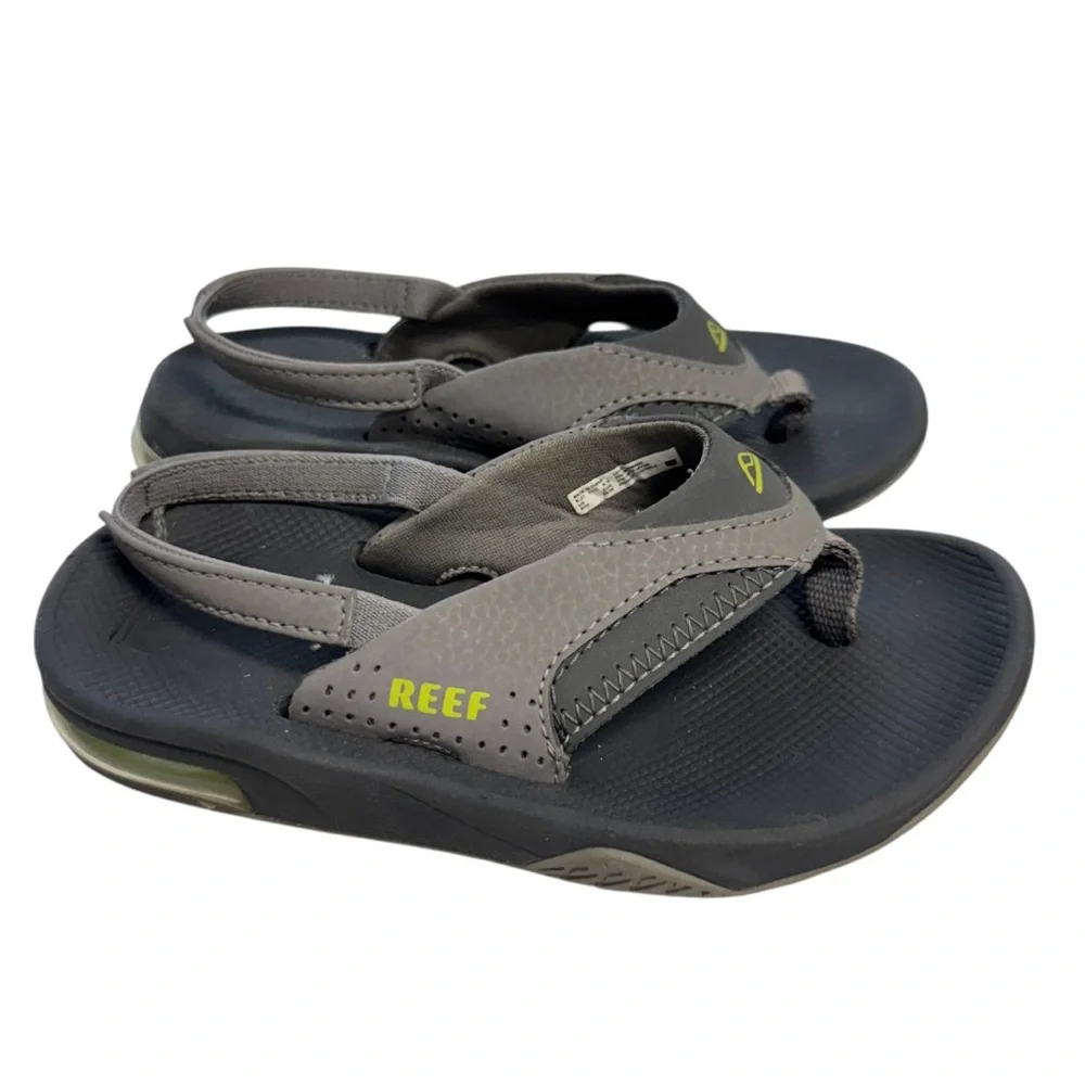 Reef Little Flanning Gray  Flip Flops Size 9-10